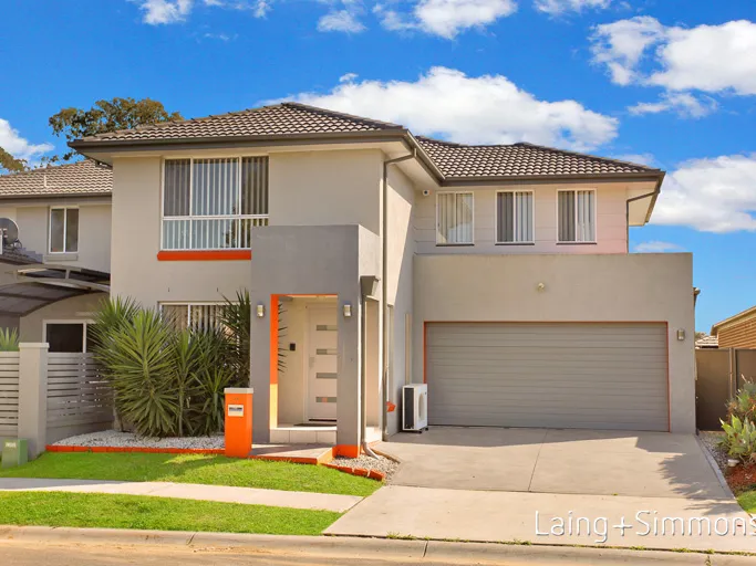 Stunning Family Home in the Heart of Ropes Crossing!