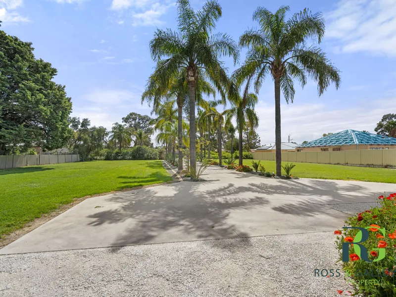 Family Home + Work Shop