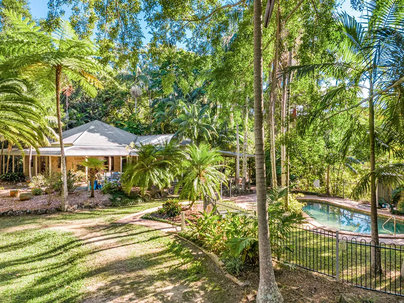 CHARMING ESCAPE TO THE COUNTRY