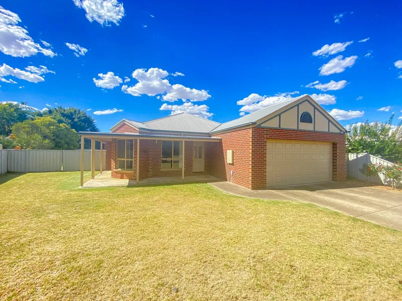 Plenty of room for the whole family!