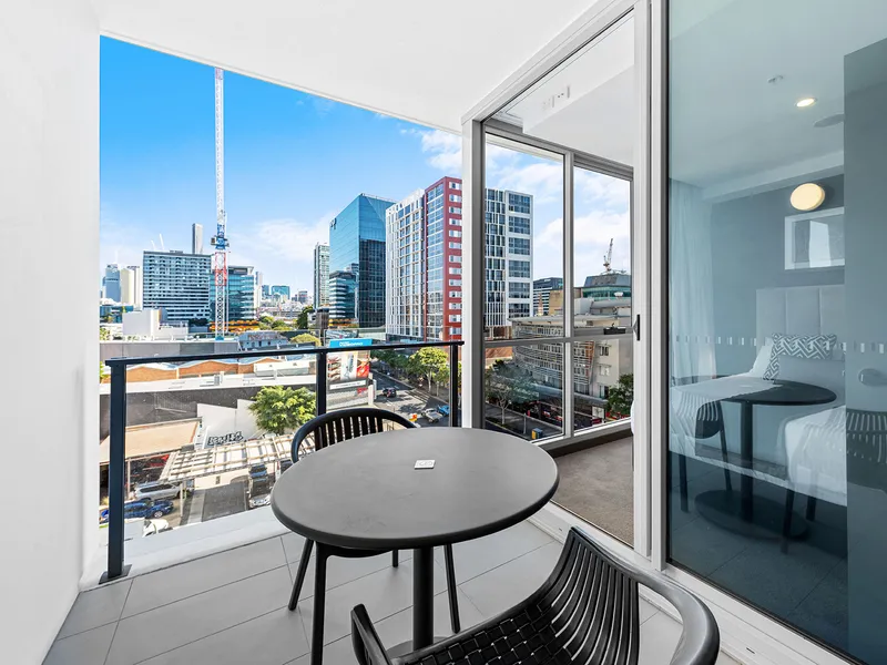 Modern and stylish Fortitude Valley apartment