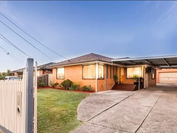 Charming on a family scale