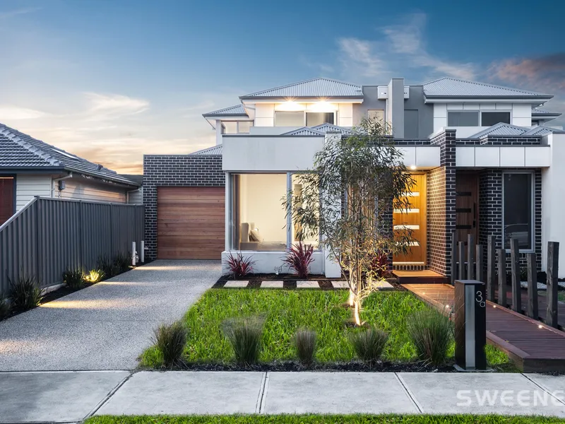 Outstanding Location, Luxurious Living
