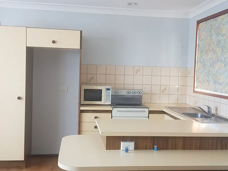 ONE BEDROOM GRANNY FLAT CLOSE TO MARAYONG STATION