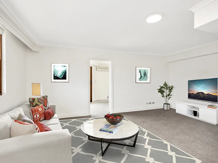 2 bedrooms Apartment with Huge Wrap Around Terrace