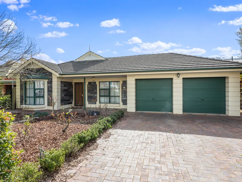 Elegant family living in leafy Highgate