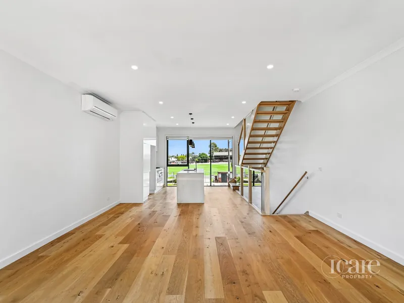 Stunning Townhouse in Port Melbourne