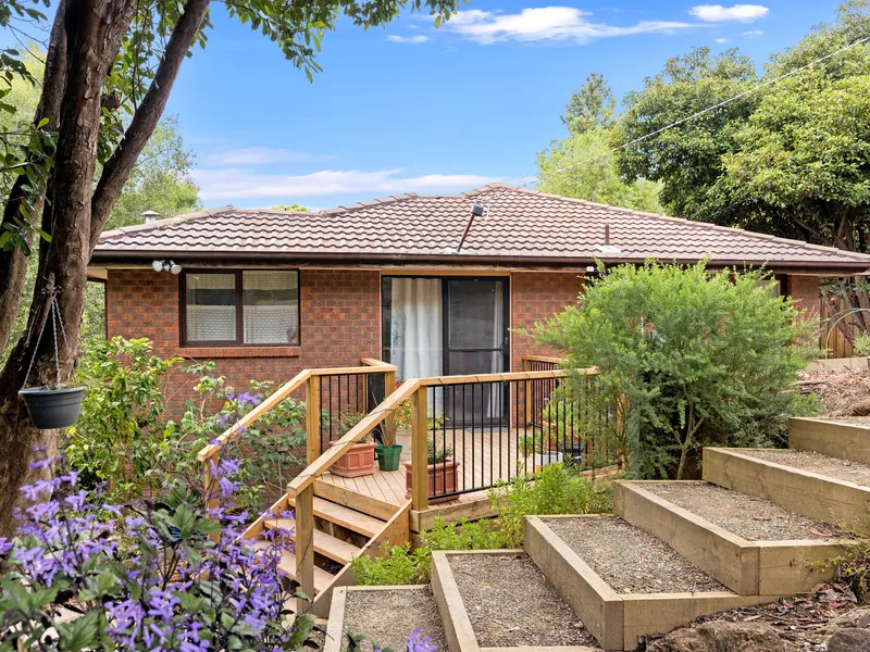 Great position with extra living space