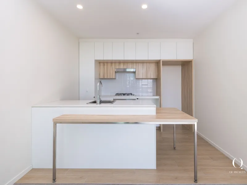 Sophisticated and Stunning 1 bedroom Apartment!