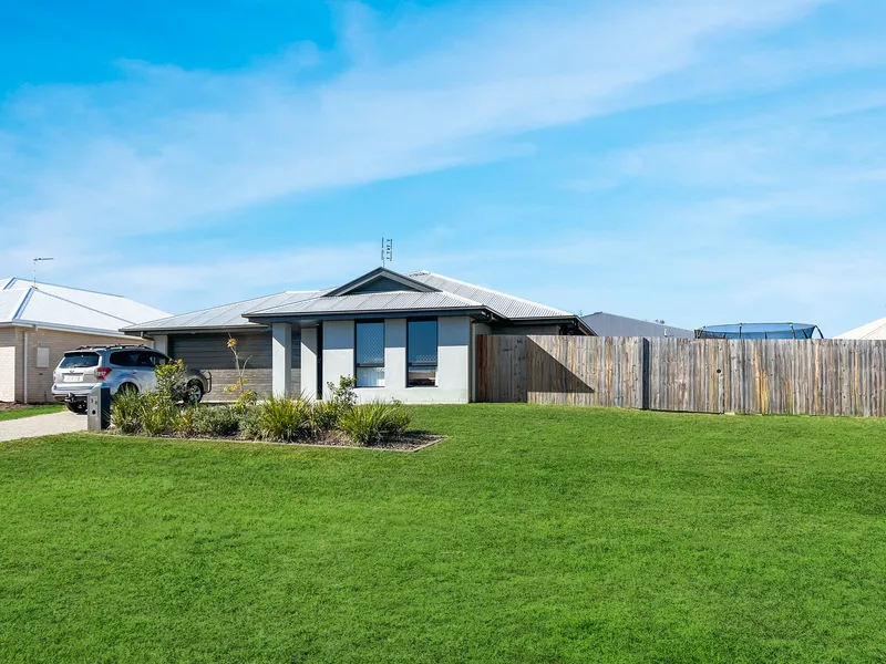 Welcome to 38 North Street, Point Vernon QLD 4655