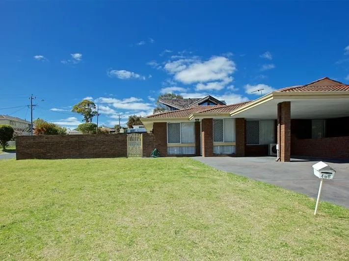 Well presented duplex