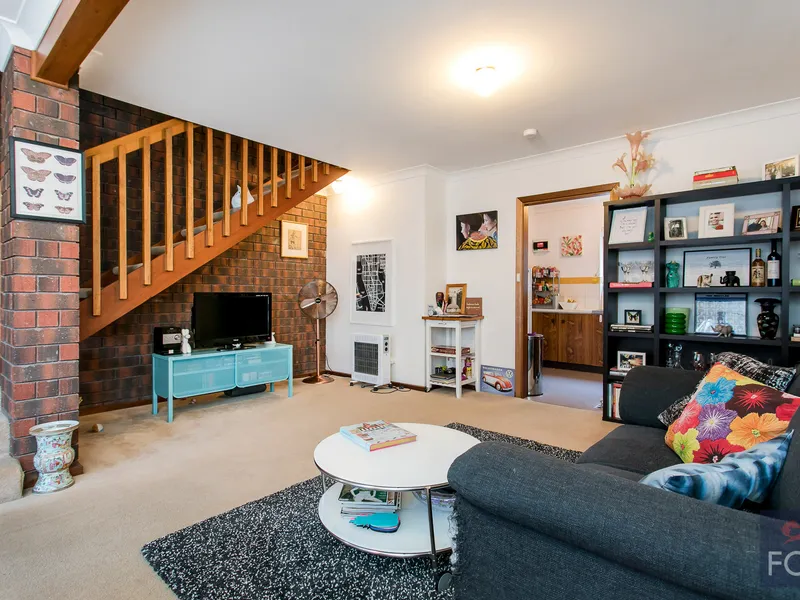 2 BEDROOM TOWNHOUSE
