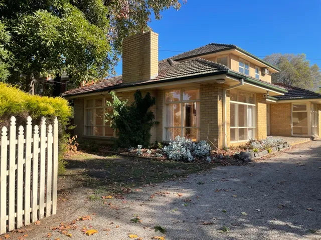 Large Family Home in the heart of Beaumaris !