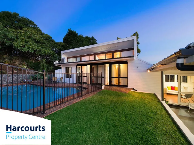 BOASTING CITY VIEWS, FAMILY HOME WITH A POOL!