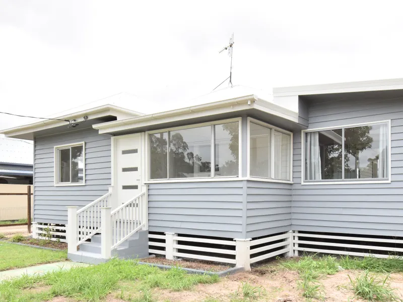 FULLY RENOVATED & LOW MAINTENANCE HOME IN CONVENIENT LOCATION!