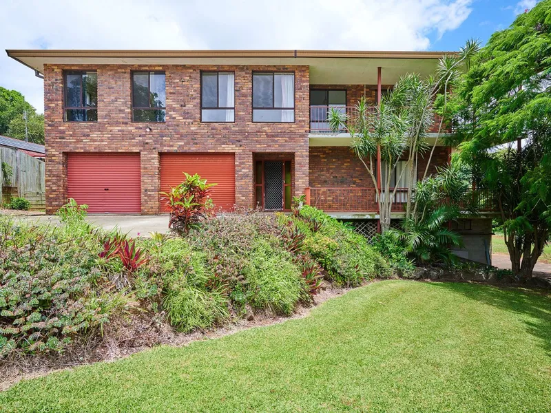Sea Views from your Family Entertainer! Only 10 min to beautiful Kirra and Coolangatta beach