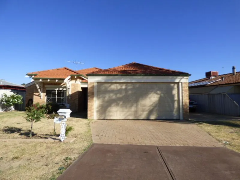 SUPERB LOCATION PLEASANT FAMILY HOME