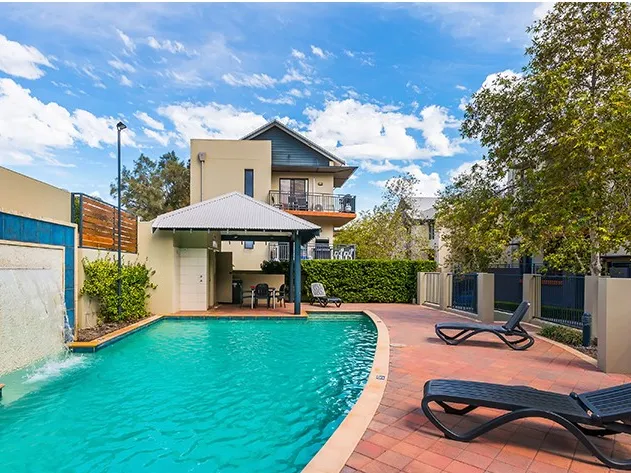 Fully Furnished Located In The Heart of Leedy