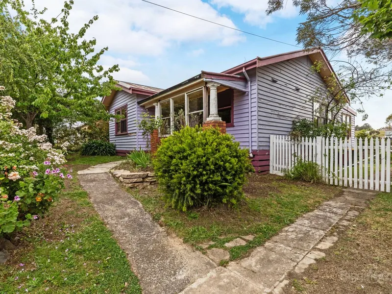 Home Close to Town Centre