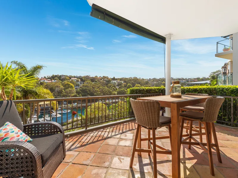 Stunning & peaceful water views over Mosman Bay.