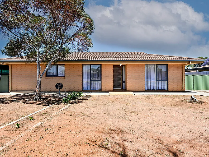 MOVE-IN READY HOME IN GREAT LOCATION - NEST OR INVEST