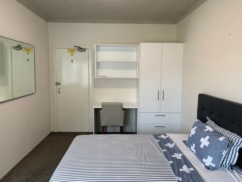 Spacious Studio  with Bills and WiFi