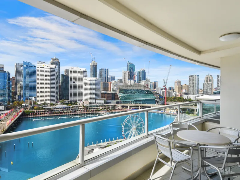 STUNNING HARBOUR VIEW APARTMENT - FULLY FURNISHED
