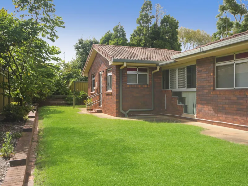 Quiet unit with maximum privacy