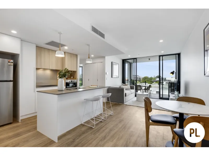 One bedroom - fully-furnished, rooftop pool and spa, gym, CBD proximity