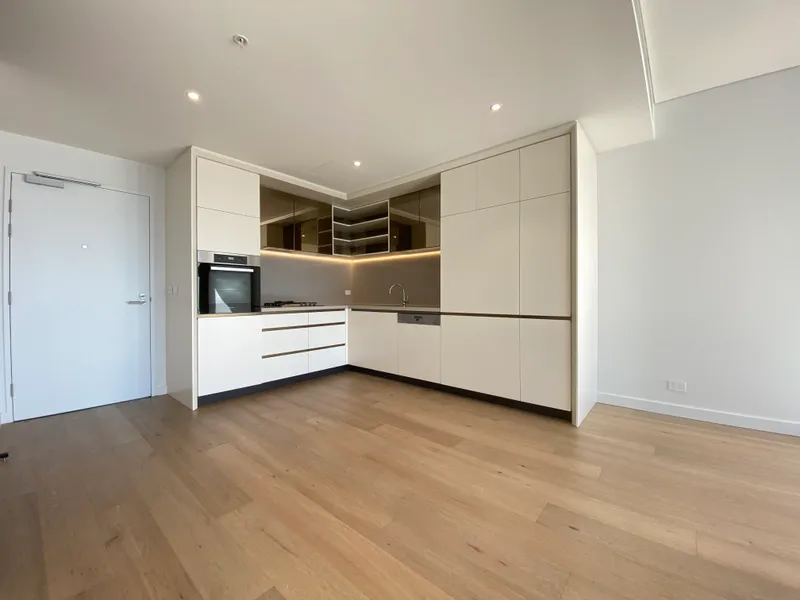 One bed Plus Study For Lease