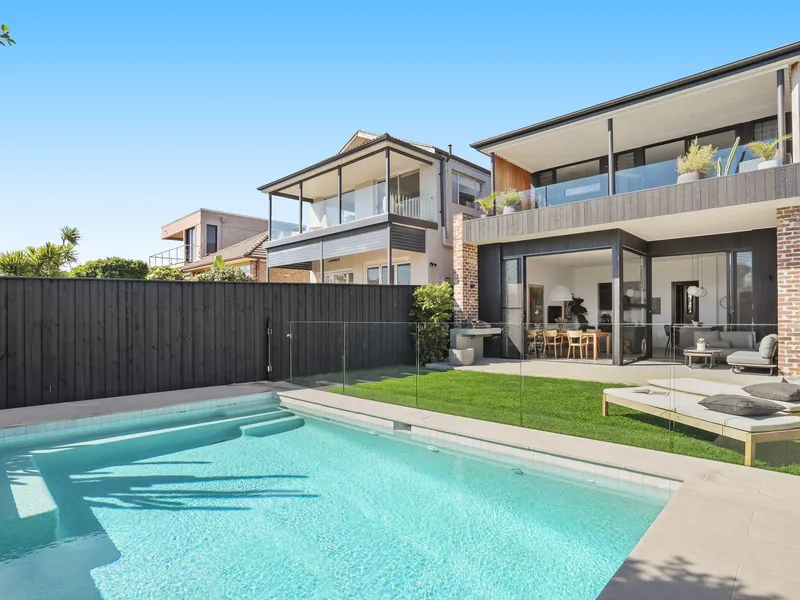 Oceanside Paradise, Brand New Designer Residence, City, Ocean and Dramatic Clifftop Views
