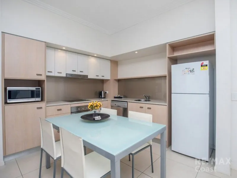 EXCELLENT VALUE IN THE HEART OF VARSITY LAKES. IDEAL INVESTMENT.