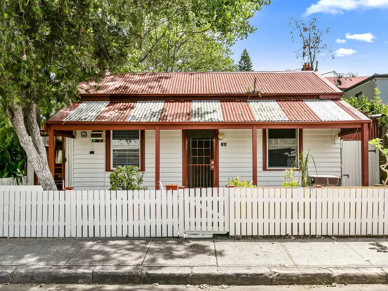 The weatherboard with a twist