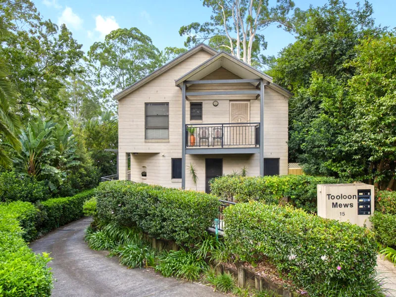 ARCHITECTURALLY DESIGNED OVER 55'S TOWNHOUSE - HIGHLY SOUGHT AFTER LOCATION