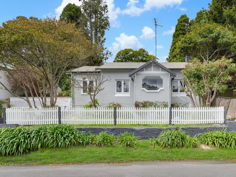 An elevated period cottage 