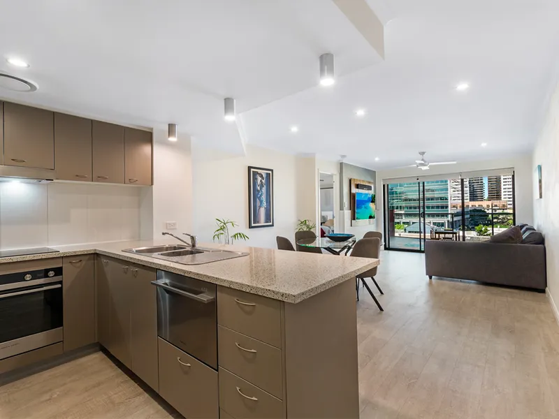 Convenient and Spacious Apartment - Includes Pool and Gym!
