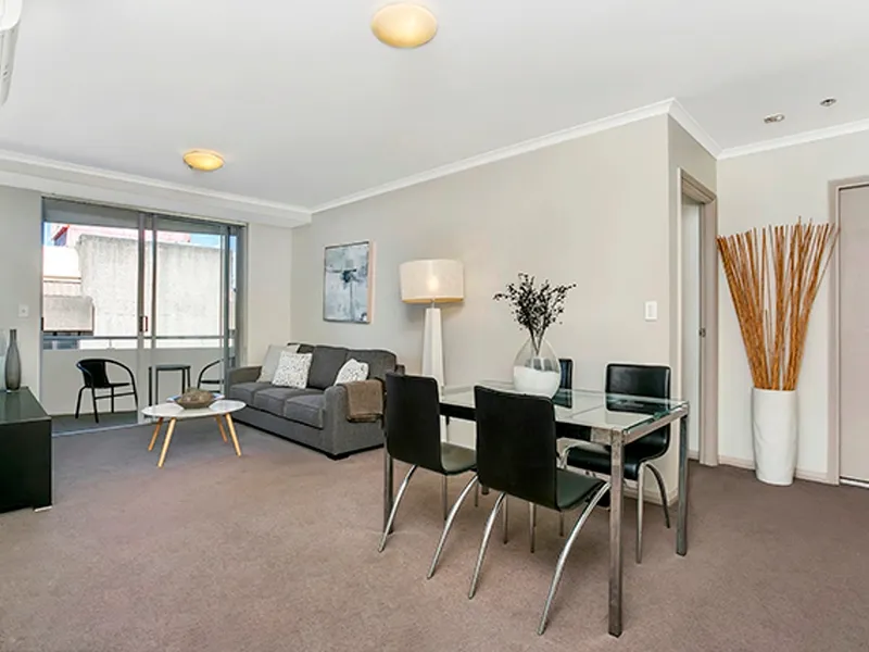 Stylish Fully Furnished,  Modern Two Bedroom St. Leonards Apartment