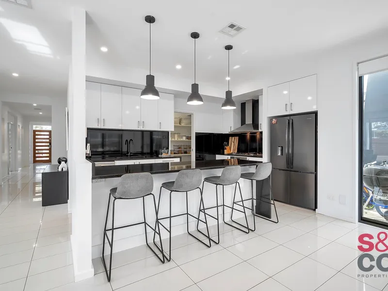 Luxurious Comfort: An Upscale Rental Residence