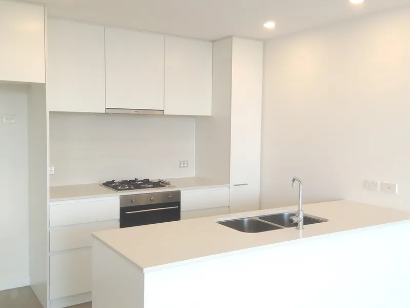 Modern one bedroom with Secure Parking + Storage