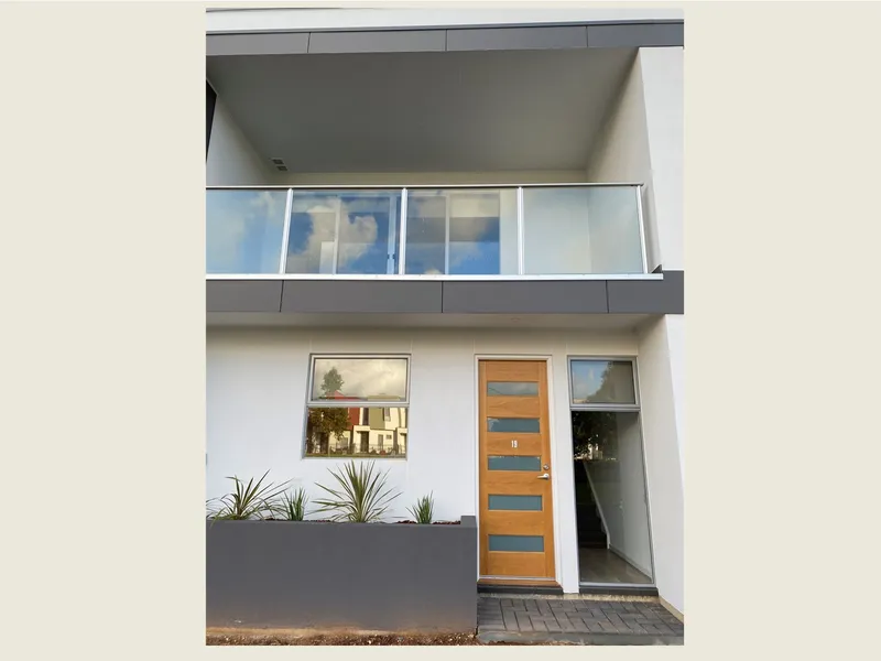 Stunning Townhouse with Park Views