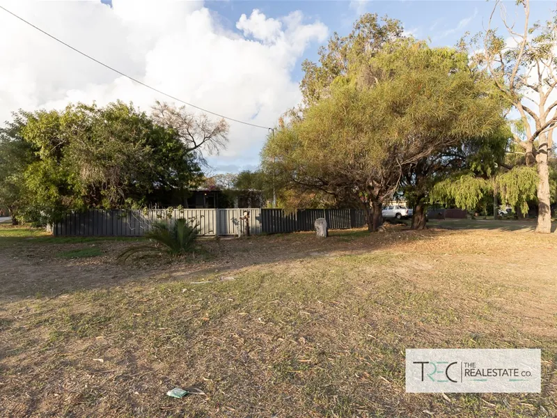 Charming 3-Bedroom Home for Rent in Wannanup