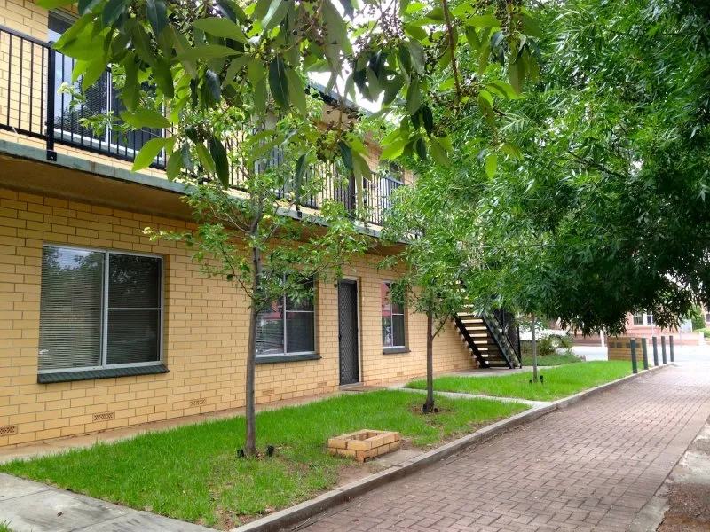 Perfectly Positioned Balcony Unit