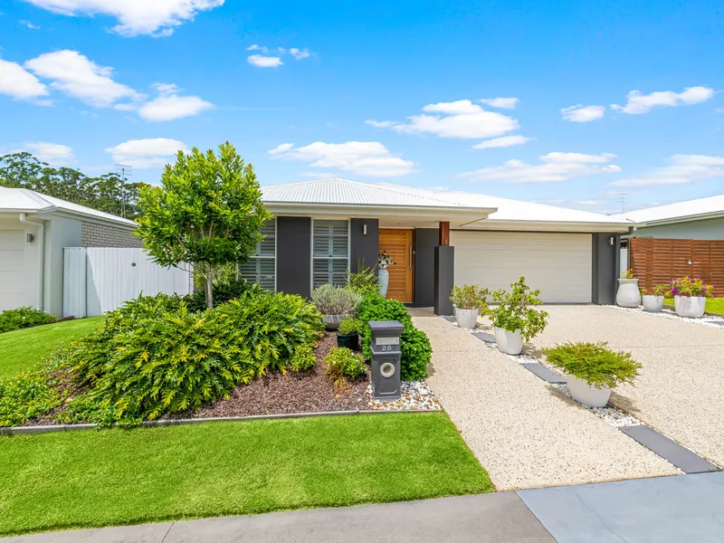 QUALITY HOME WITH SOLAR & SIDE ACCESS! YOU WILL BE IMPRESSED!