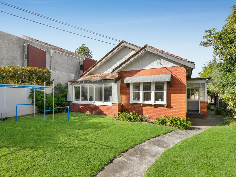 Blue Chip Premium Location for a Luxury Lifestyle