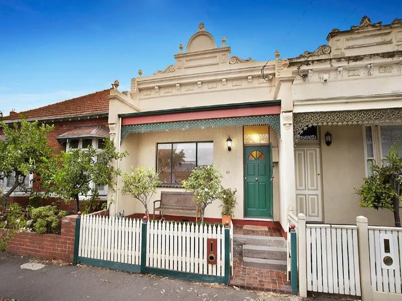 Light and stylish, with a prime address