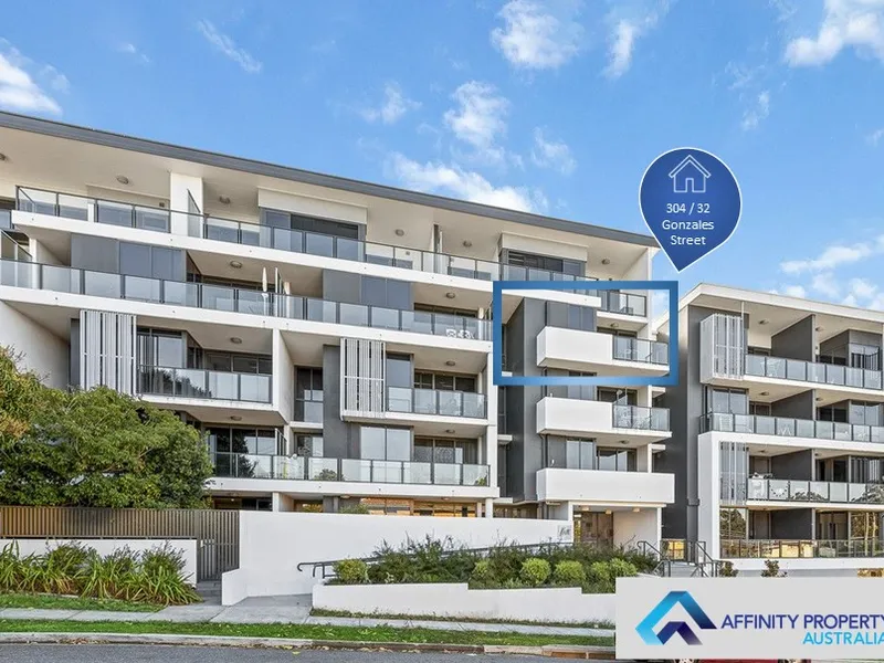 Immaculate two-bed apartment with great views