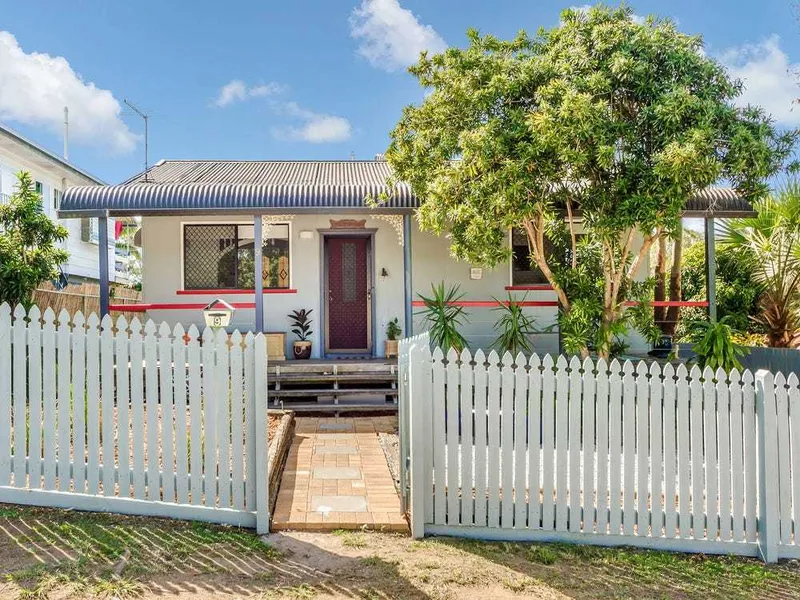 Double Street Access & Move In Ready