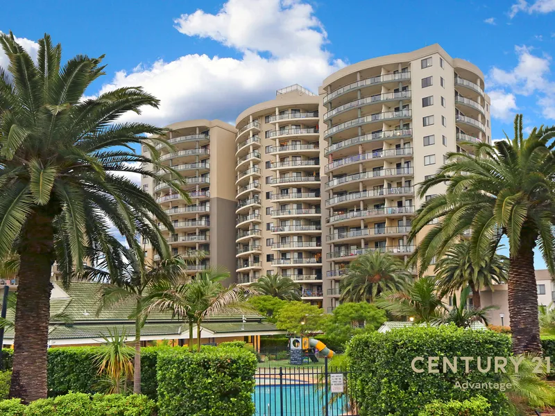Resort Style Living!!! 142 SQM Oversized Apartment!!!