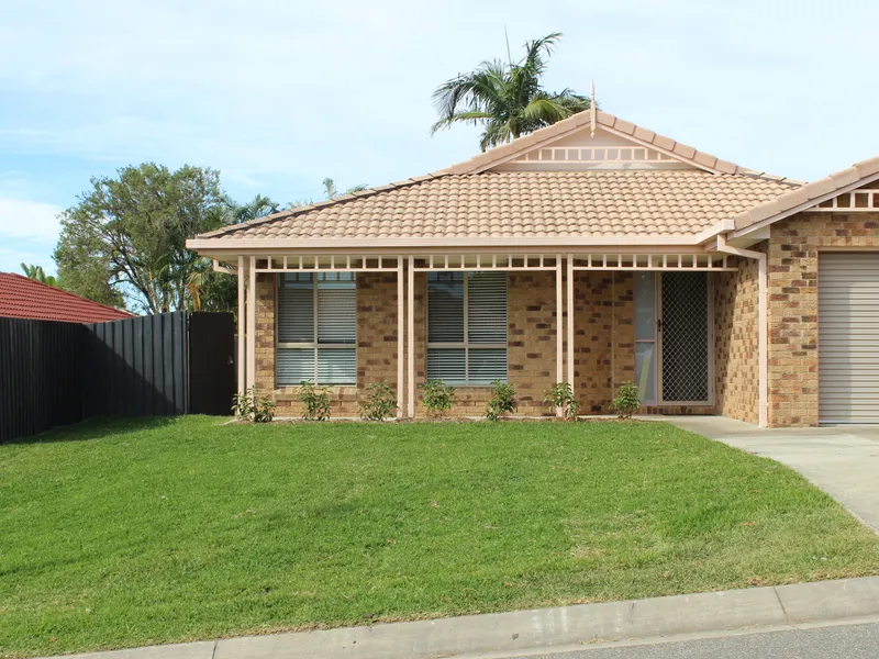 Convenient low-set brick home, great for a family