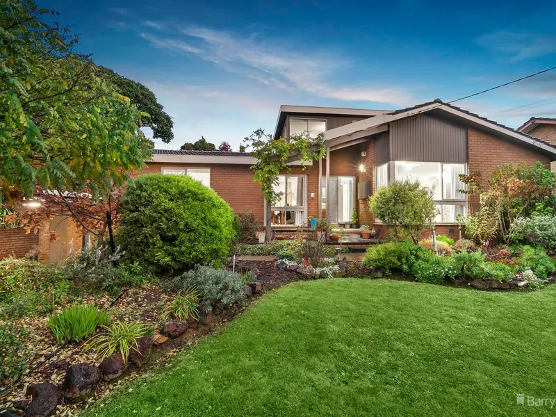 Large, Lovely Home with Elevated Outlooks